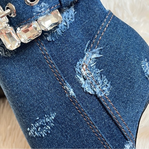 Nine West NWOB Denim & Jeweled High Heeled Stiletto Pointed Toe Bootie Size 7 - Picture 4 of 14